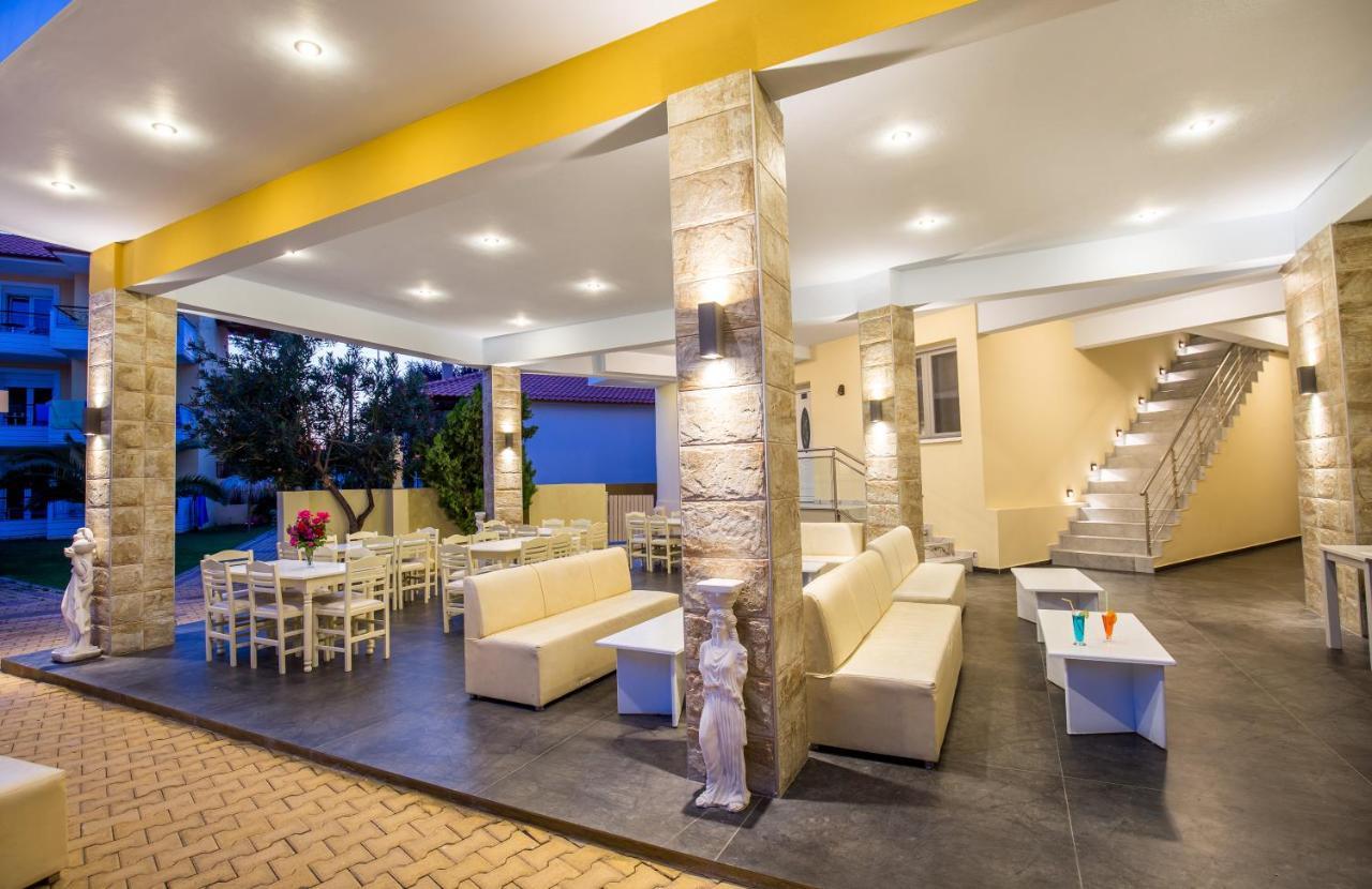 Aldebaran Hotel Apartments 利迈纳里亚 外观 照片